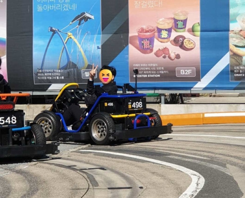 테마파크 카트 레이싱, 중력 가속도로 최대 40km/h 까지 즐길 수 있는 카트 레이싱